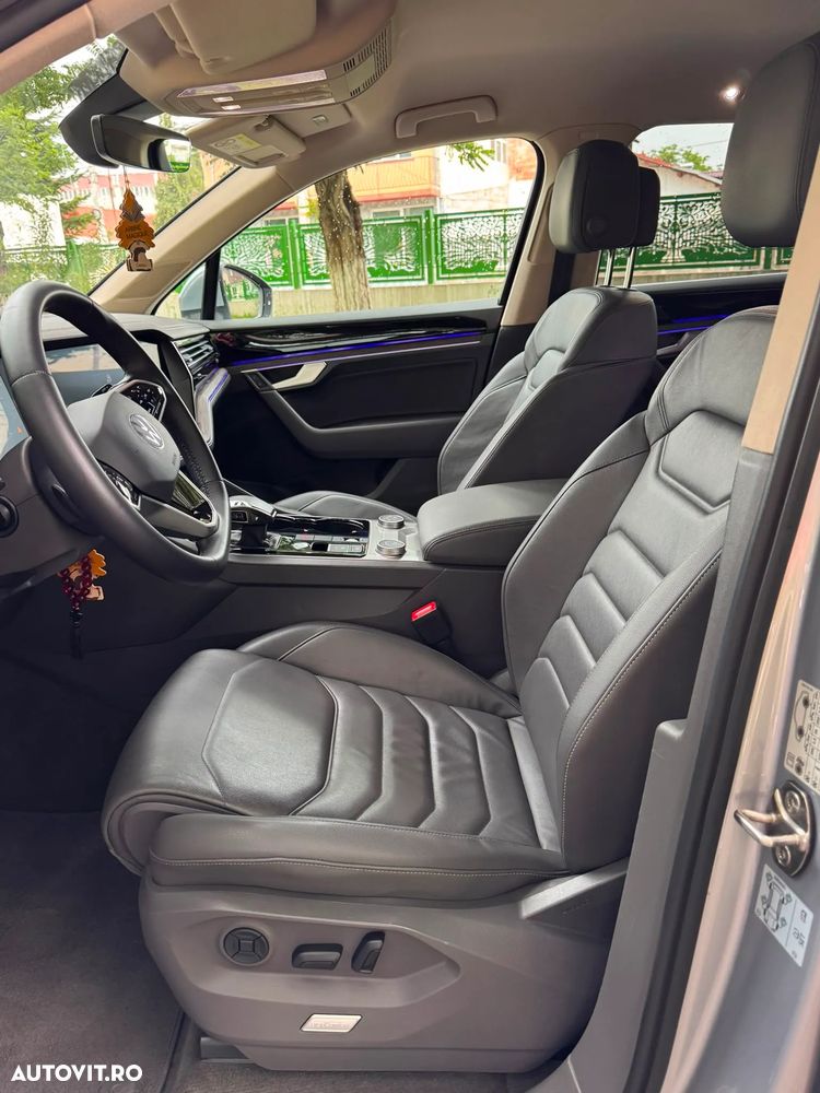 Volkswagen Touareg V6 TDI R-Style - 6