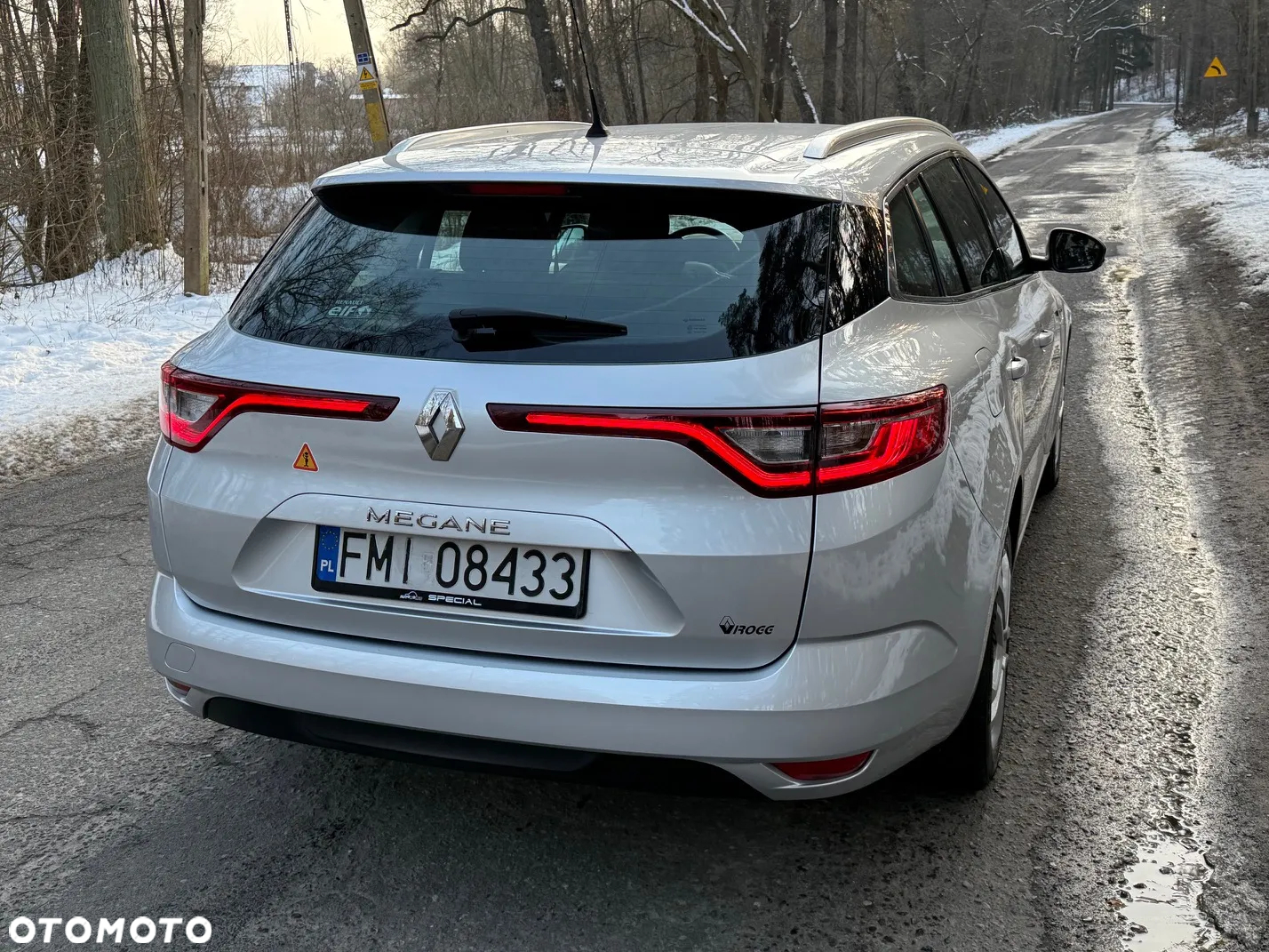 Renault Megane Grandtour ENERGY TCe 100 EXPERIENCE - 8