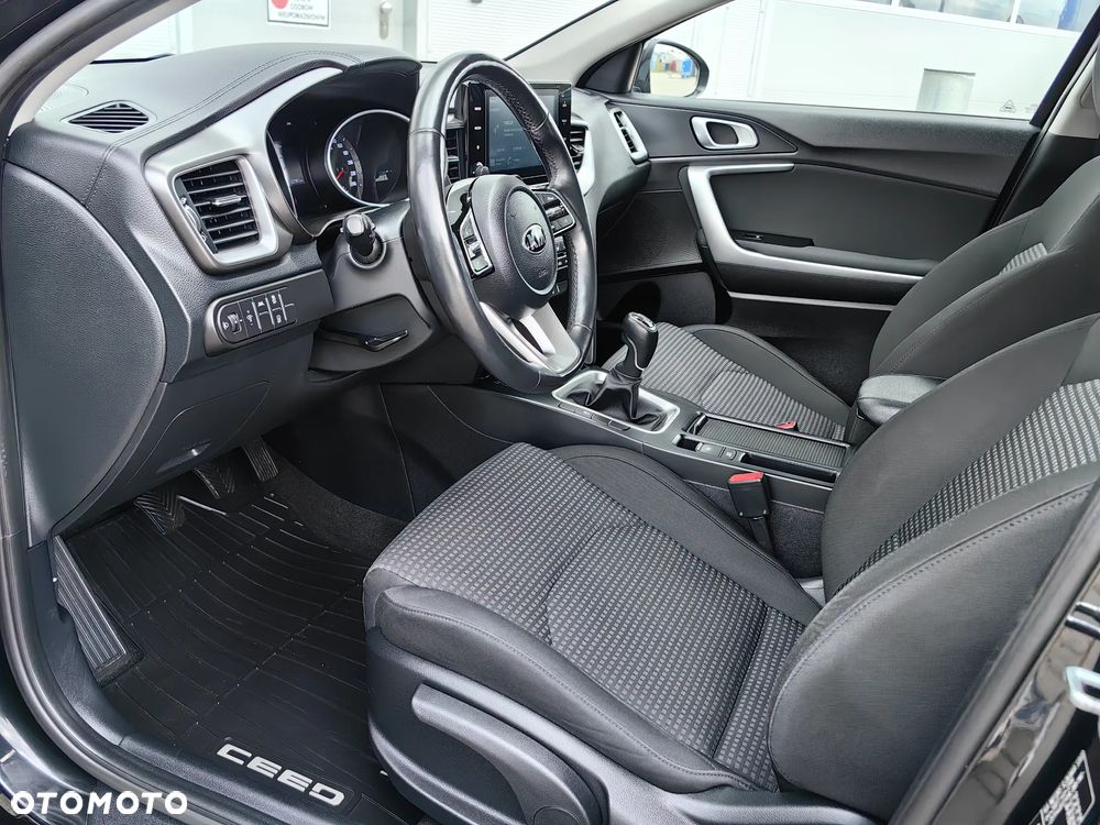 Kia Ceed 1.0 T-GDI Business Line - 15