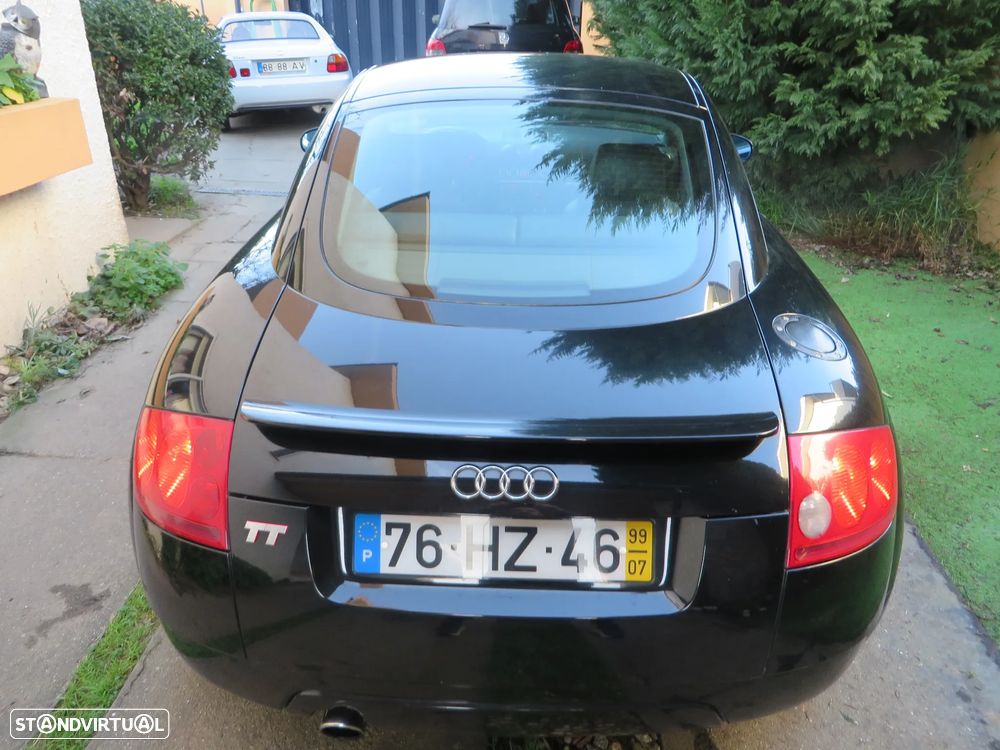 Audi TT Coupé 1.8 T - 11