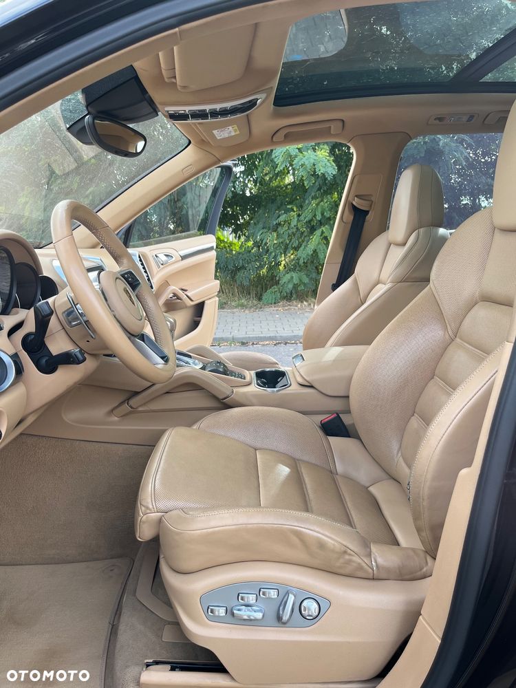 Porsche Cayenne S Tiptronic S - 25