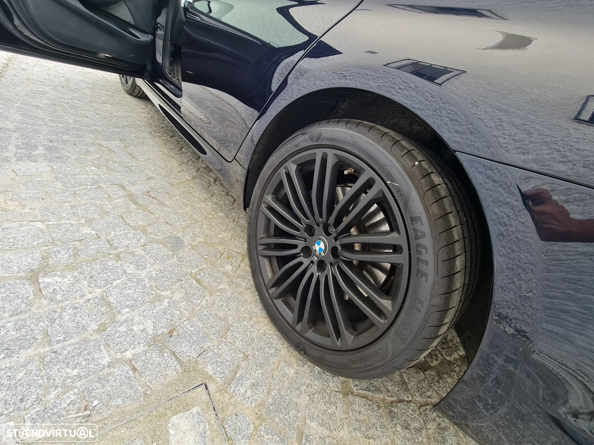BMW 530 i Pack M Auto - 6