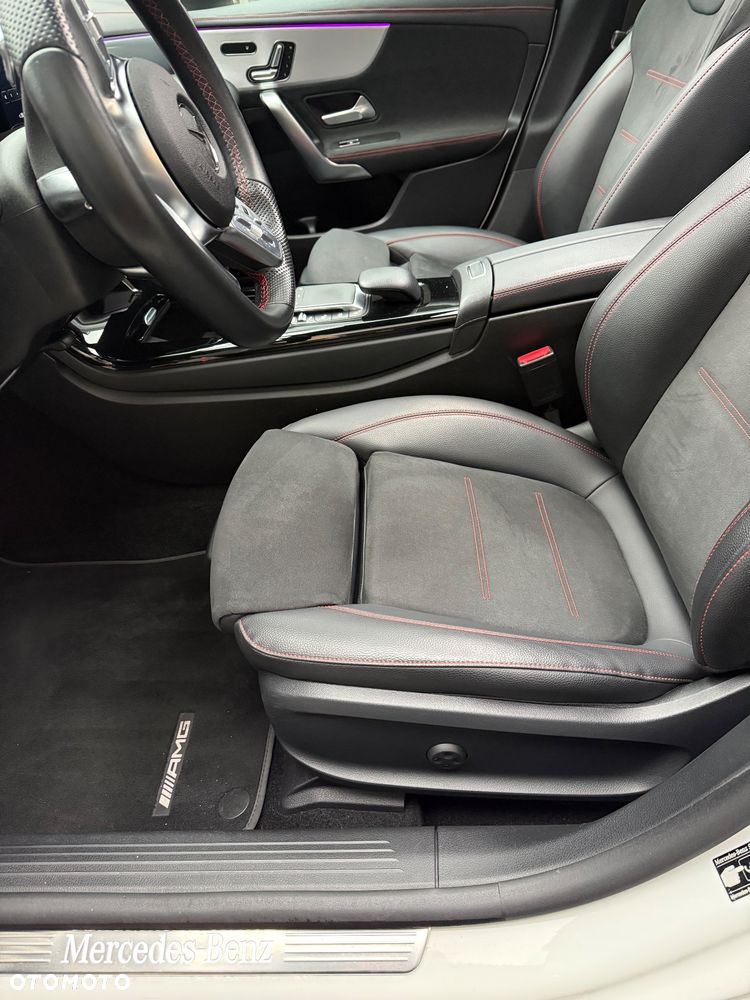 Mercedes-Benz CLA 180 7G-DCT Edition AMG Line - 18