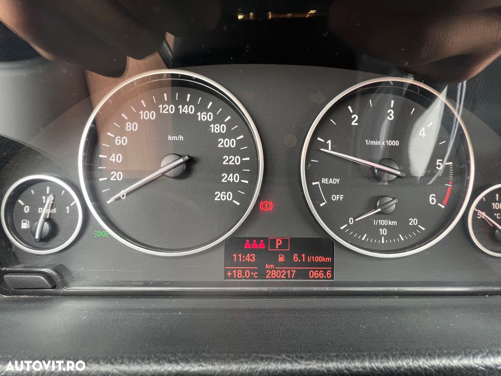 BMW Seria 3 316d Aut. Modern Line - 10