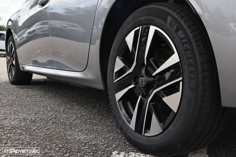 Peugeot e-208 51 kWh Allure - 4