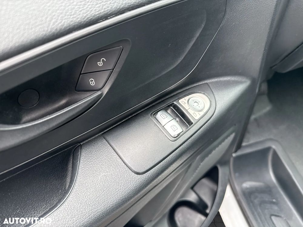 Mercedes-Benz Vito Lung 114 CDI 136CP RWD 9AT Base - 11