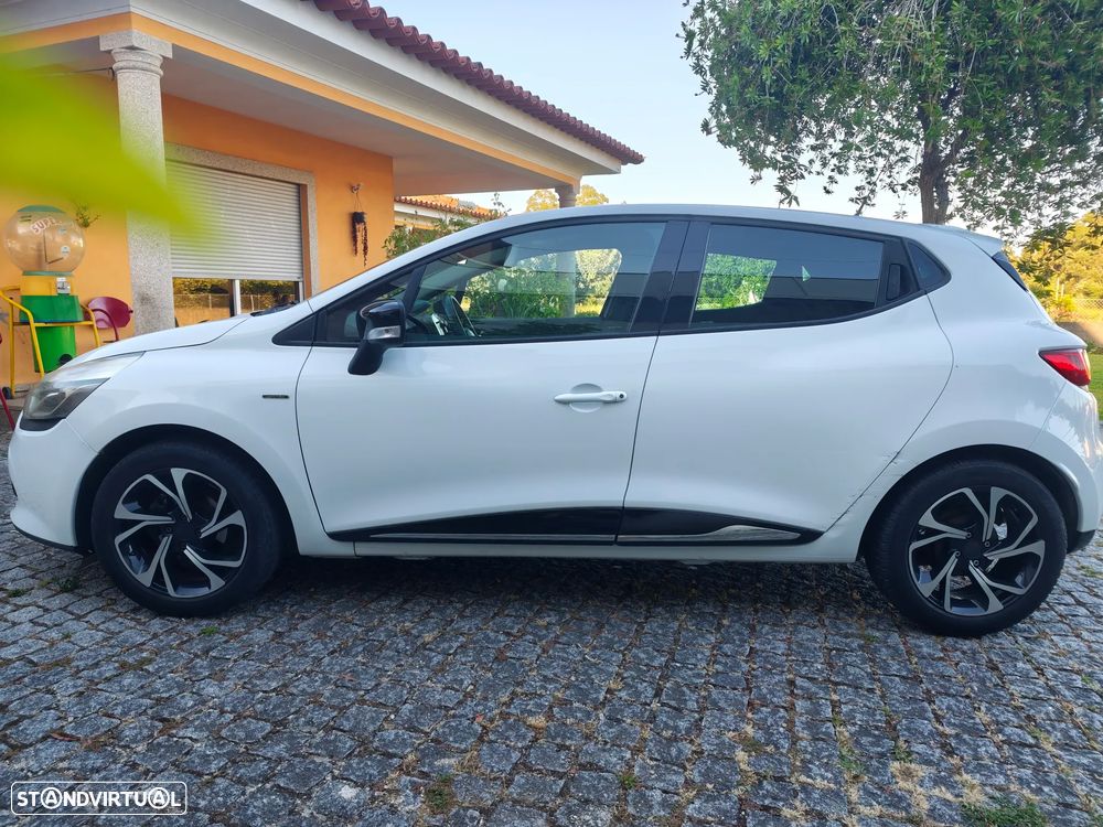 Renault Clio 1.2 16V 75 LIMITED - 5