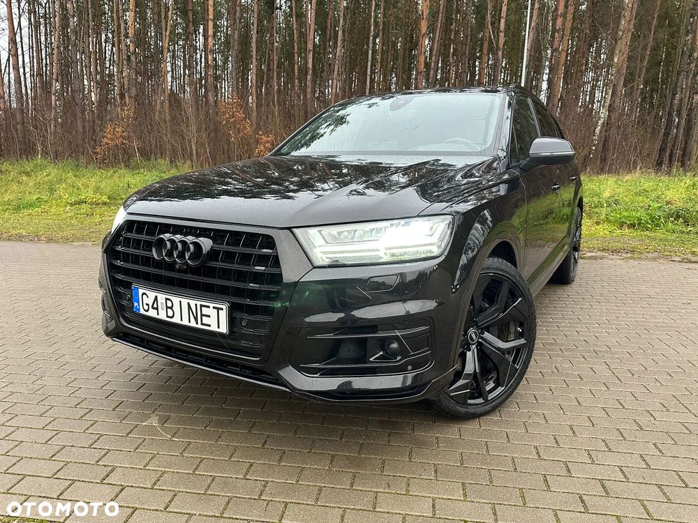 Audi Q7 - 1