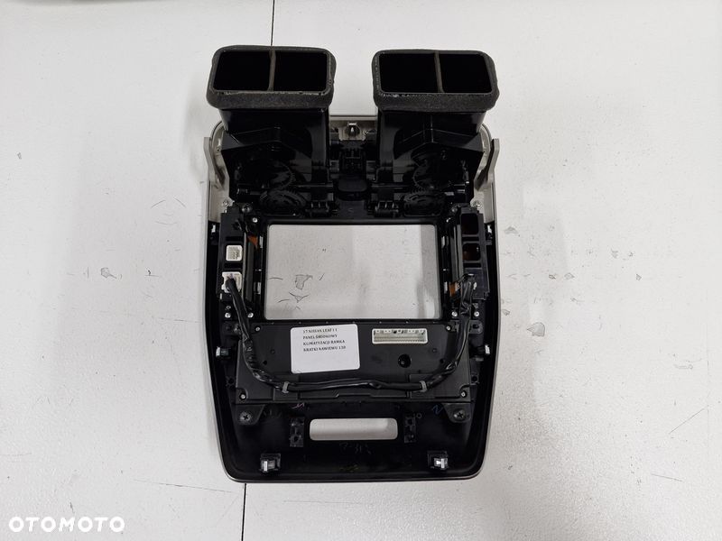NISSAN LEAF I 1 PANEL ŚRODKOWY KLIMATYZACJI RAMKA KRATKI NAWIEWU - 9
