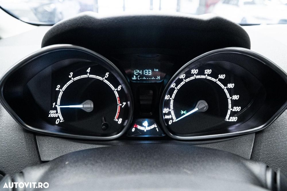 Ford Fiesta 1.0 Trend - 34