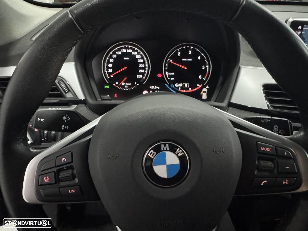 BMW X1 16 d sDrive Advantage - 31