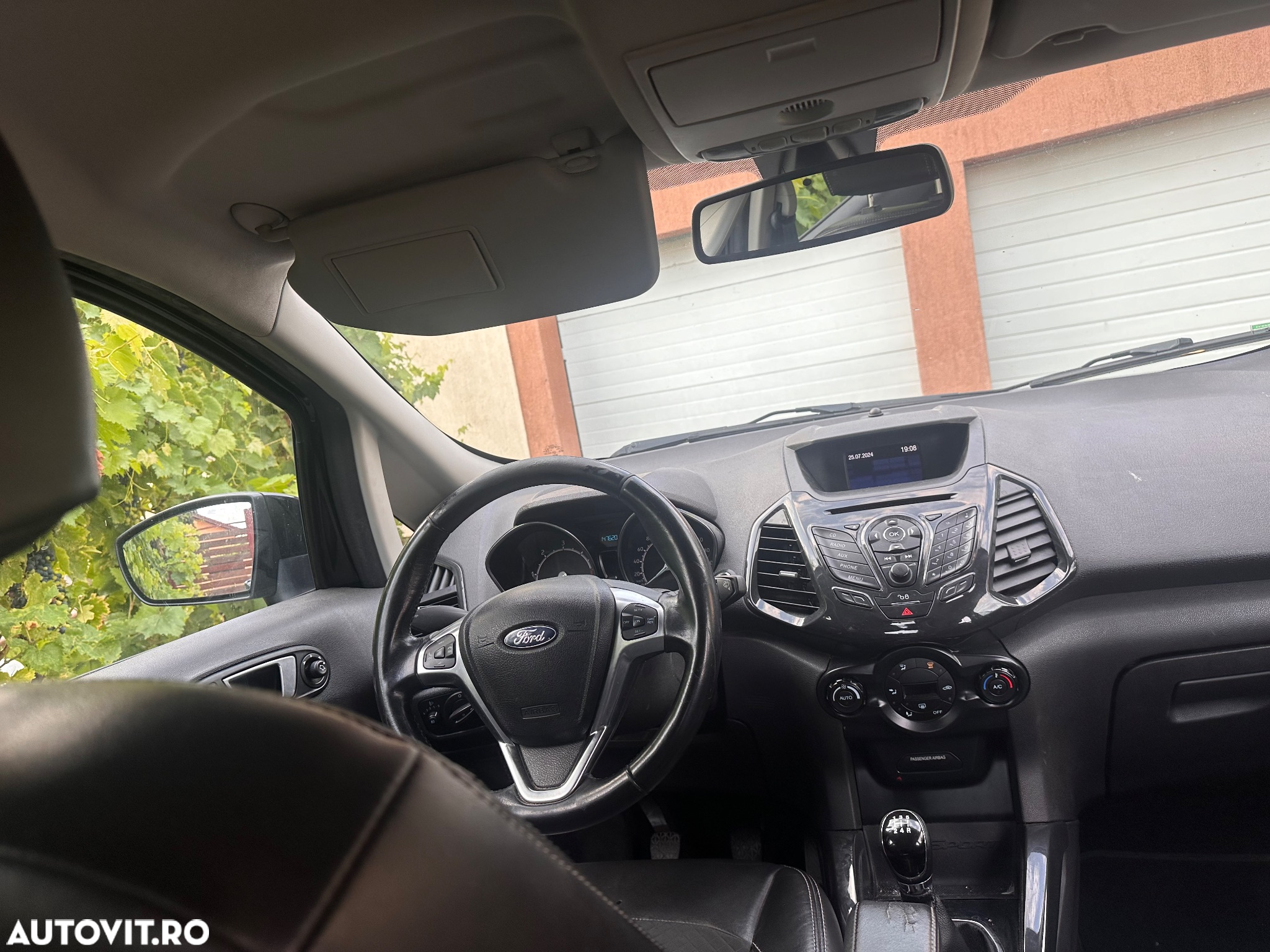 Ford EcoSport 1.5 TDCi Titanium - 9