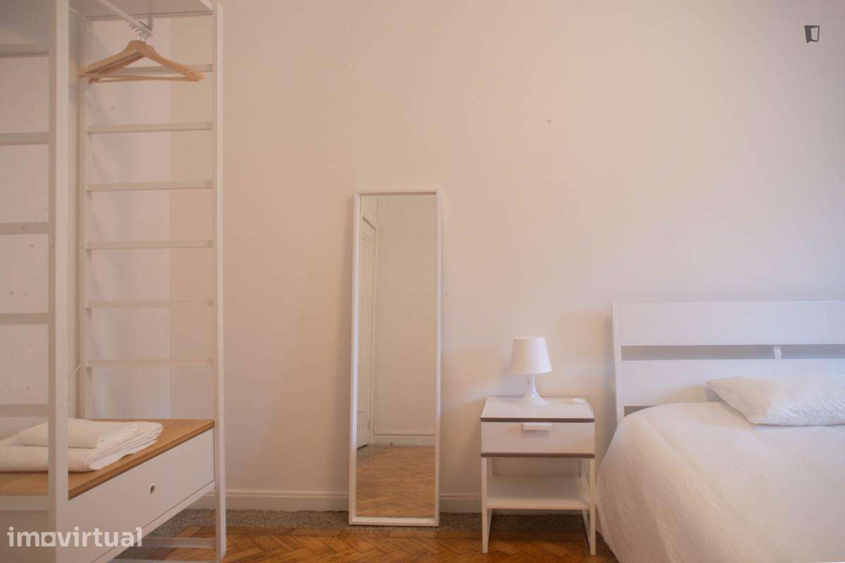 Quarto - localizado em Cedofeita Porto - Grande imagem: 4/28
