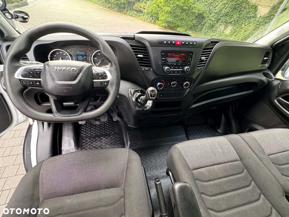 Iveco Daily - 25