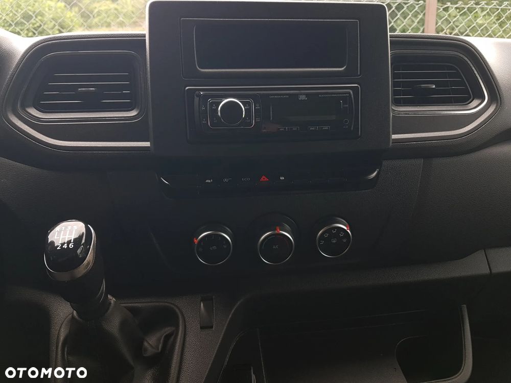 Renault MASTER KONTENER 8EP 4,22x2,22x2,22 KLIMA KRAJOWY MANUAL  6-BIEGÓW DMC 3500 KG - 10