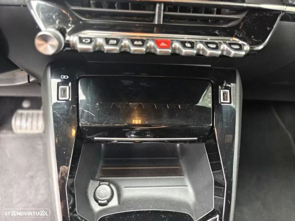 Peugeot e-208 50 kWh Allure Pack - 38