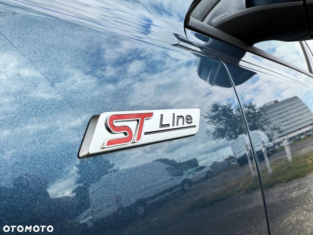 Ford Focus 1.0 EcoBoost mHEV ST-Line X - 14