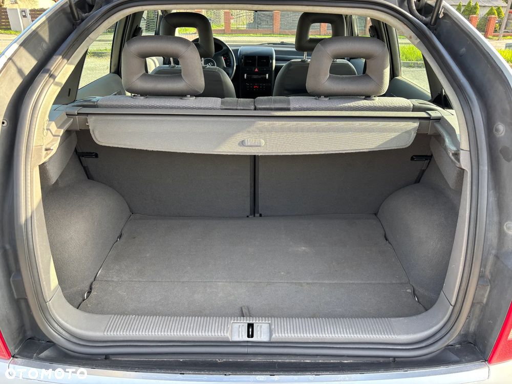 Audi A2 - 8