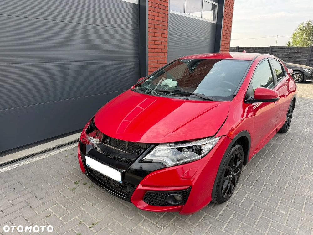 Honda Civic 1.6 i-DTEC Executive Black Edition - 32