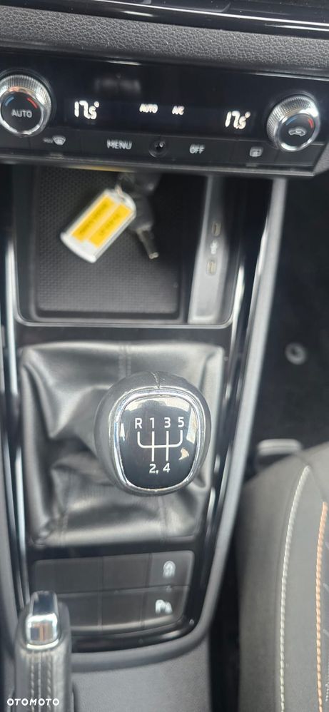 Skoda Kamiq 1.0 TSI Drive - 33