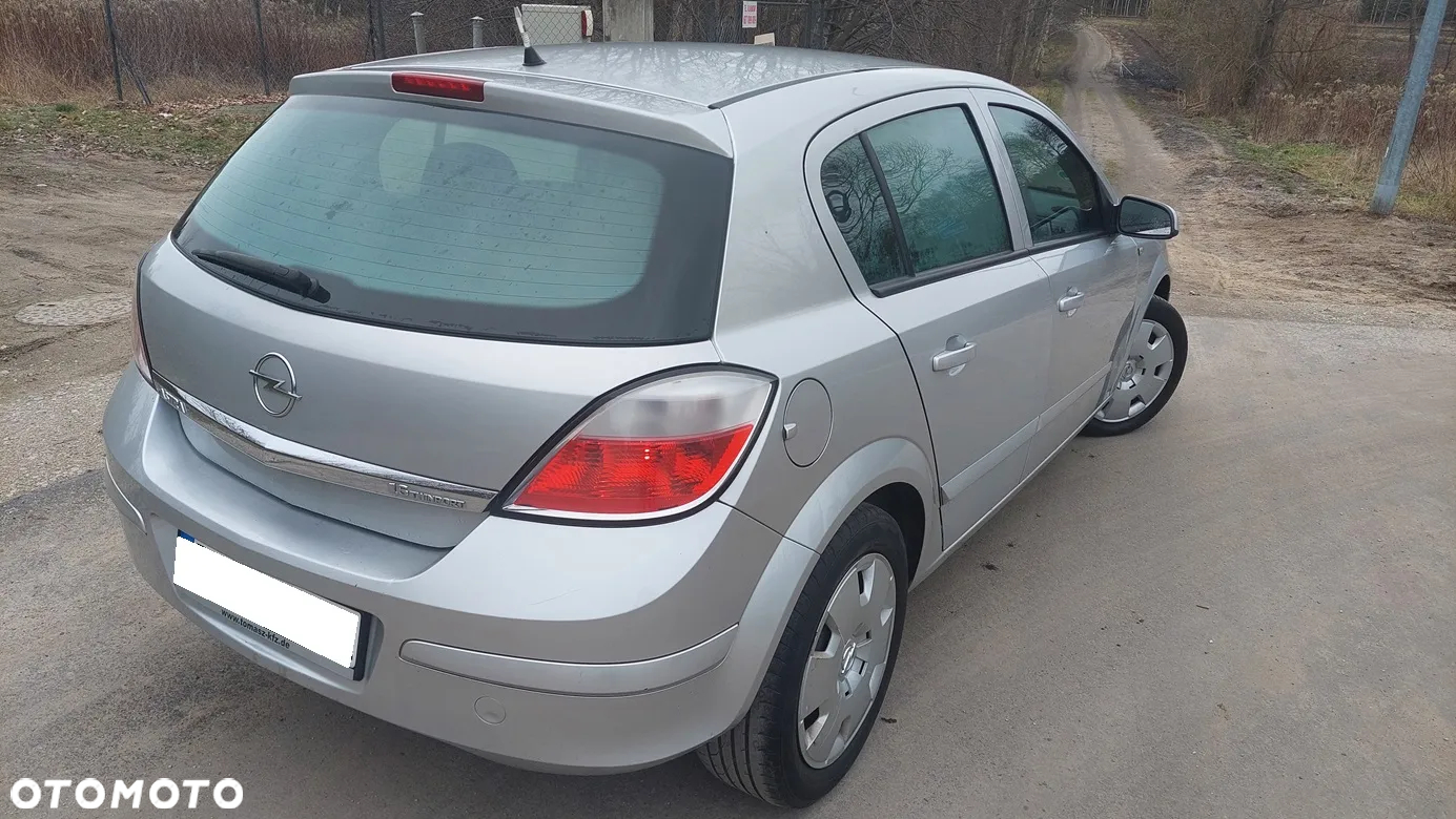 Opel Astra - 4