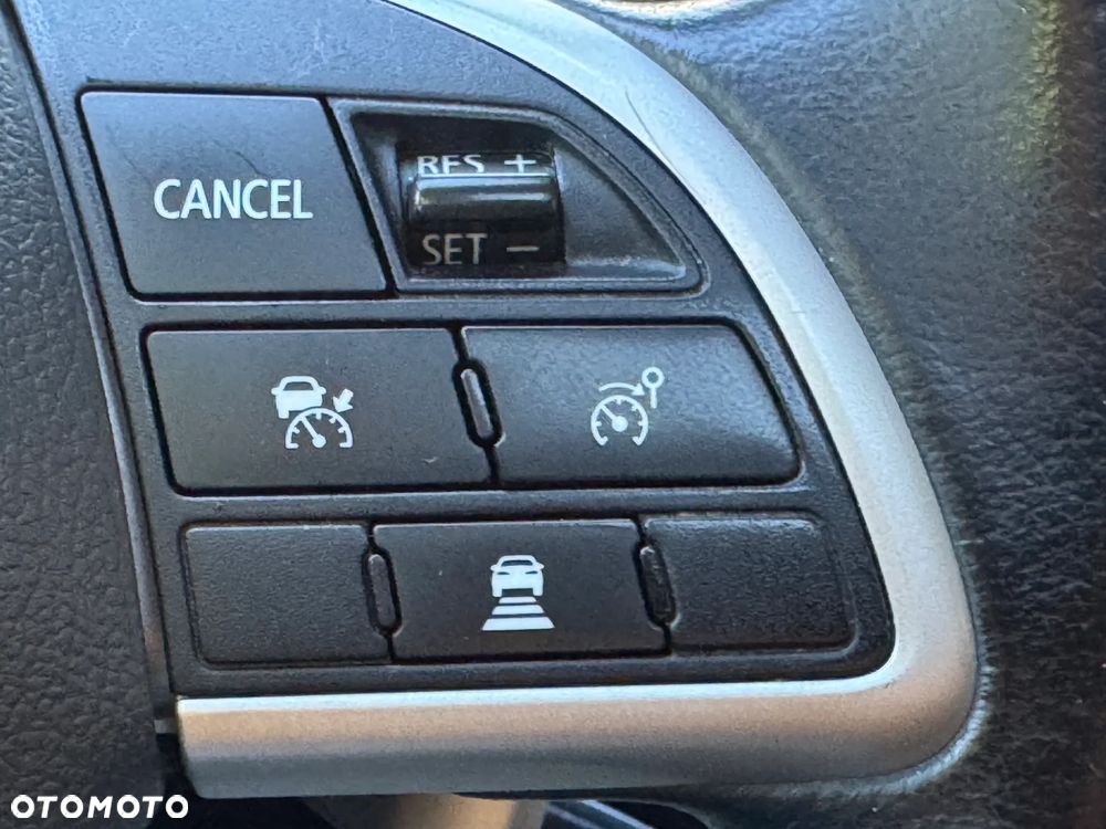 Mitsubishi Outlander PHEV Instyle NAVI + - 16