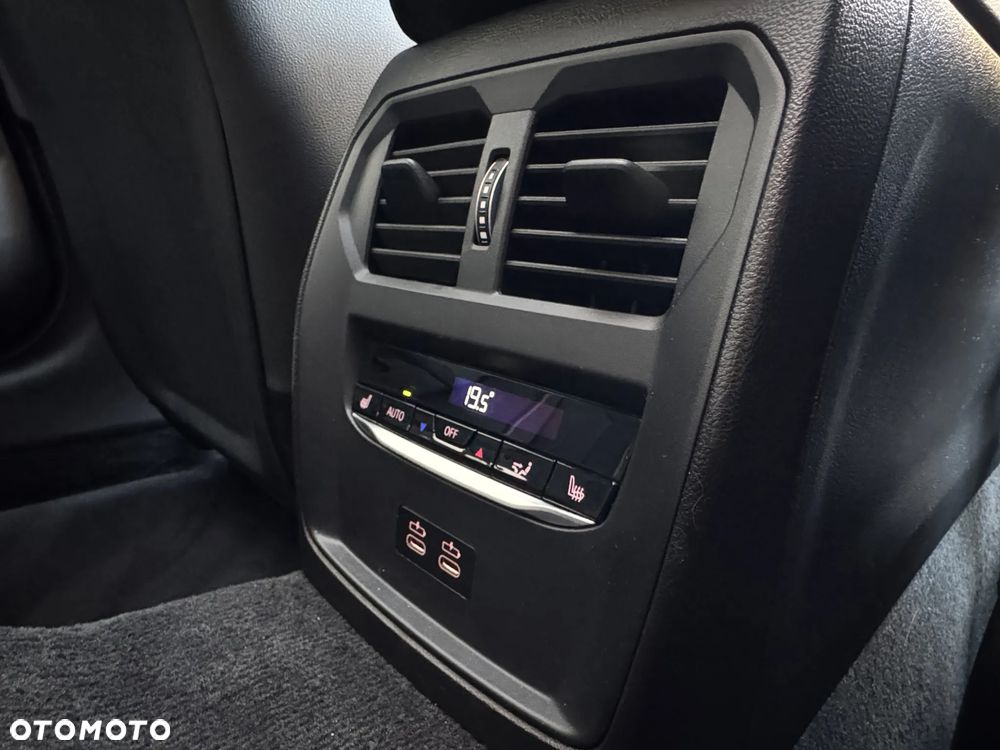 BMW Seria 4 M440i xDrive mHEV - 23