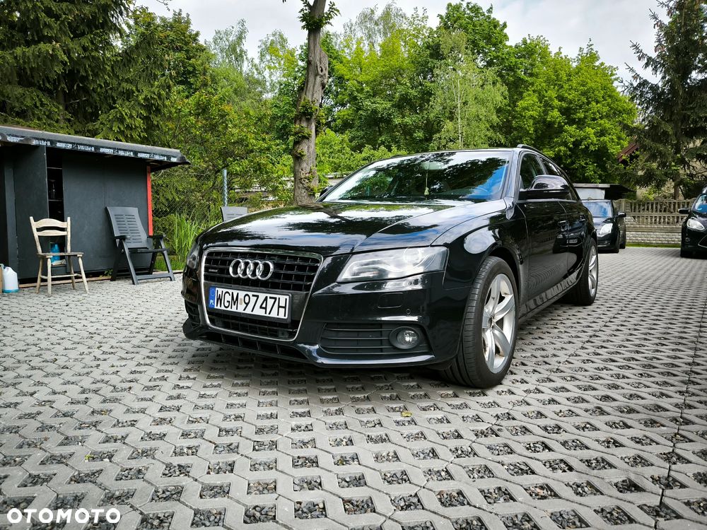 Audi A4 Avant 3.0 TDI DPF quattro tiptronic Ambiente - 2