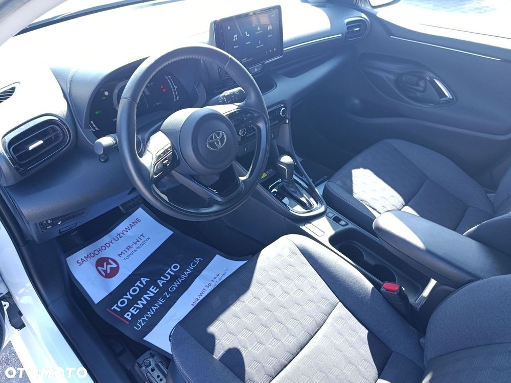 Toyota Yaris - 16