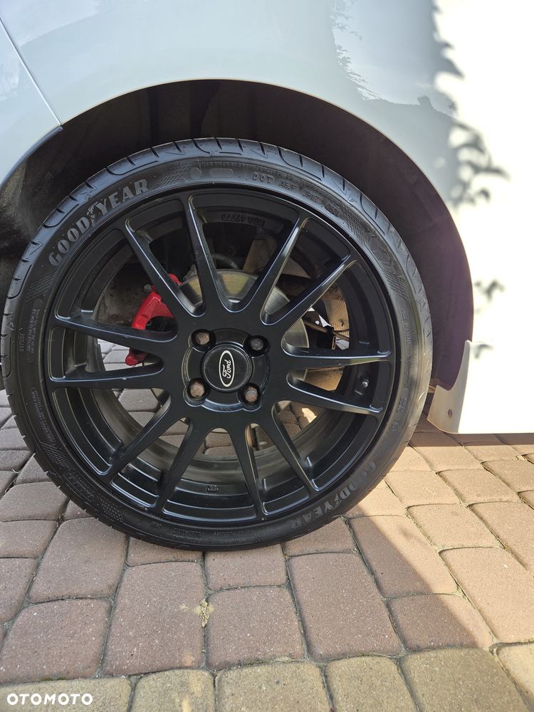 Ford Fiesta ST2 - 12