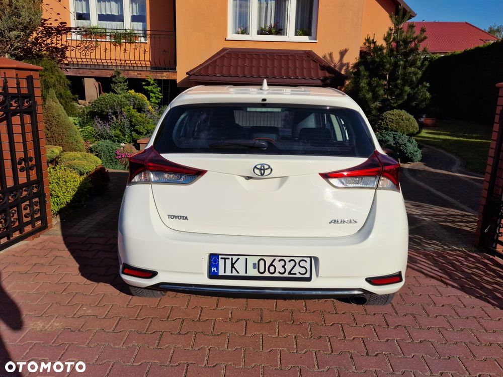 Toyota Auris 1.2 T Prestige - 6
