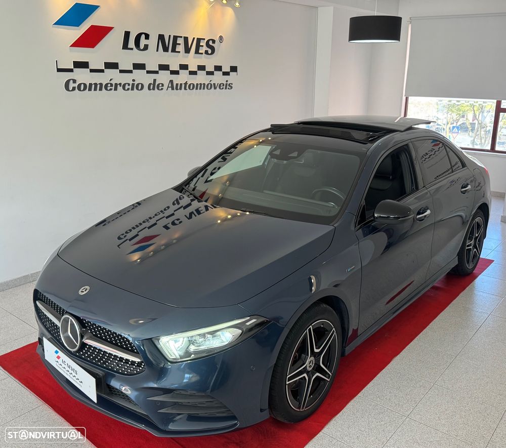 Mercedes-Benz A 250 e AMG Line - 2