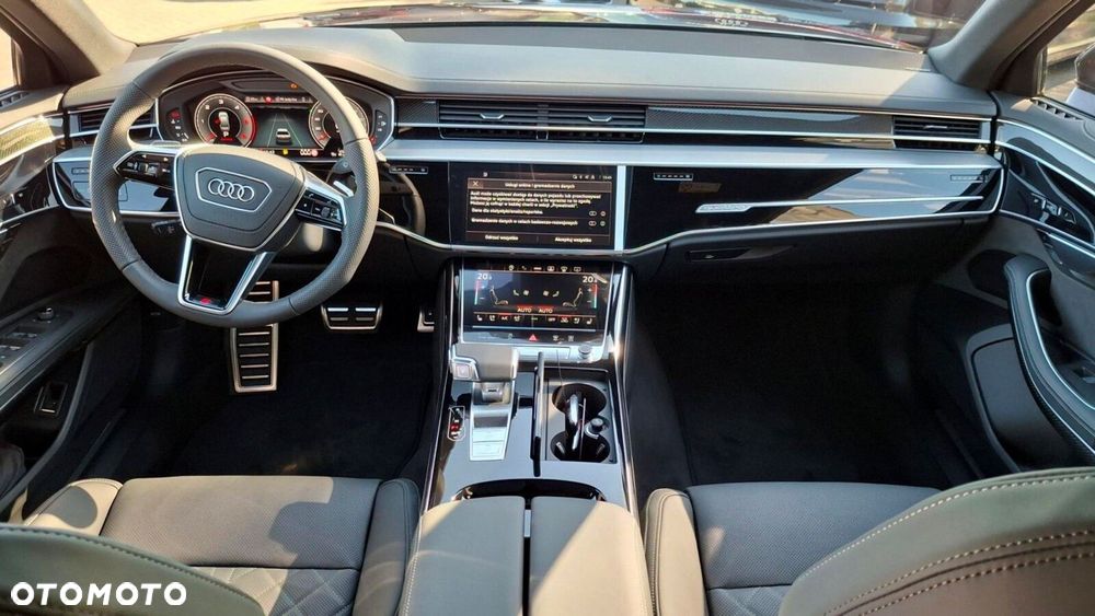 Audi A8 - 10