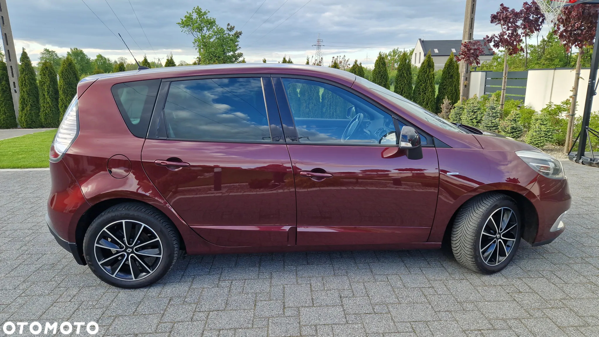 Renault Scenic ENERGY TCe 115 Bose Edition - 29