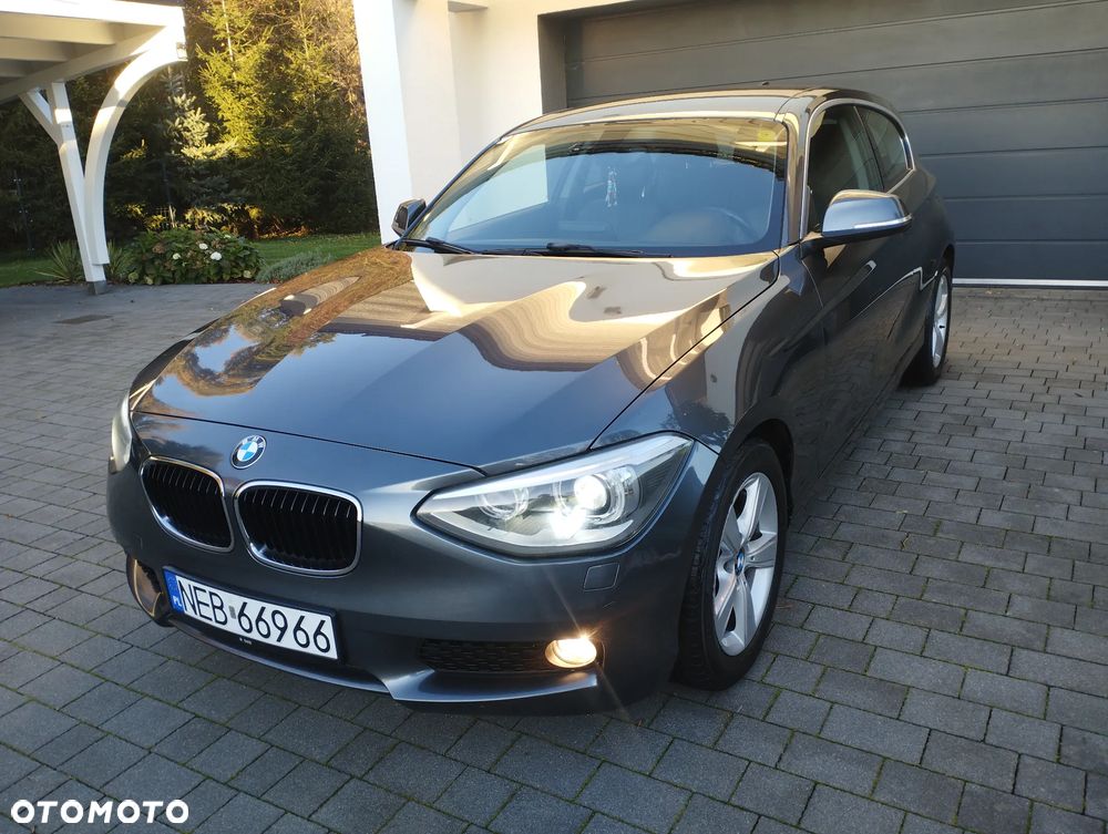 BMW Seria 1 116d EfficientDynamics Edition Sport Line - 2