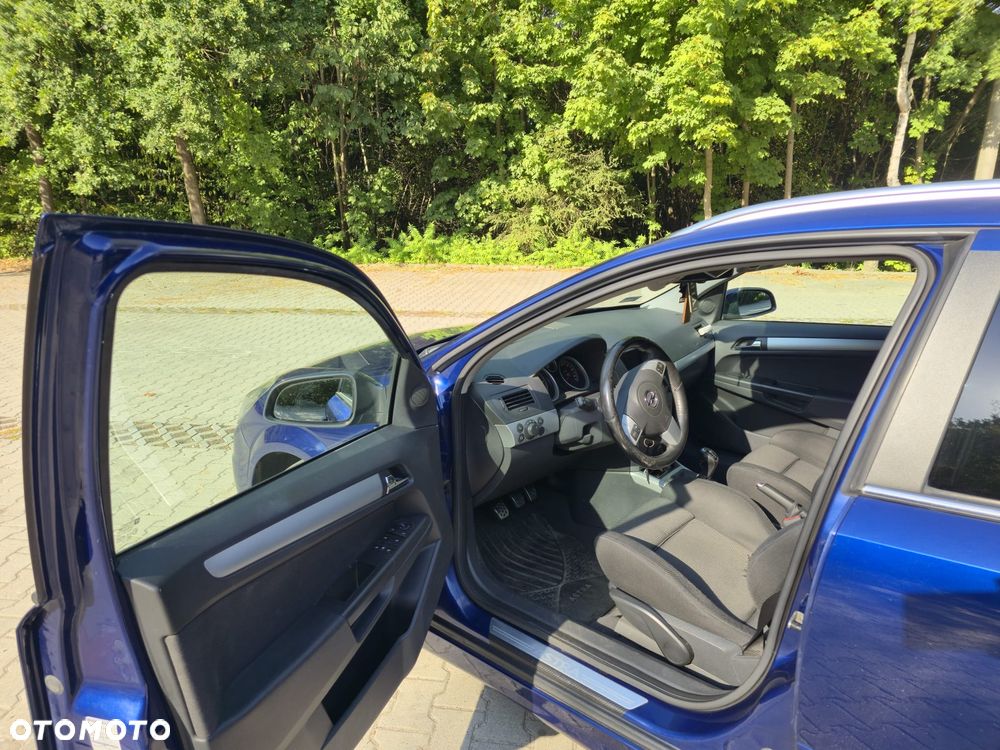 Opel Astra 1.9 CDTI Sport - 10