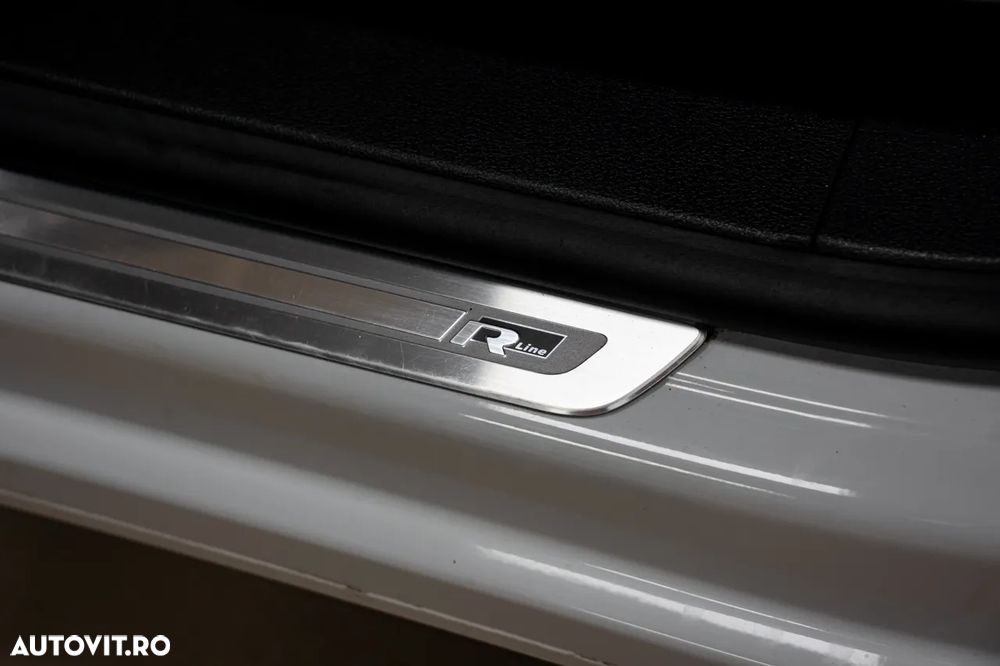 Volkswagen Tiguan 2.0 TDI DPF 4Motion BlueMotion Technology DSG Sport & Style - 20