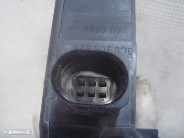 Válvula Solenóide / Conversor Pressão Vácuo Volkswagen Passat (3C2) - 2