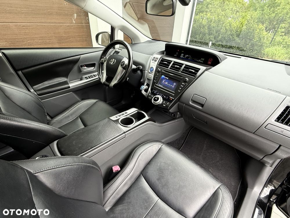 Toyota Prius+ (Hybrid) Executive - 23