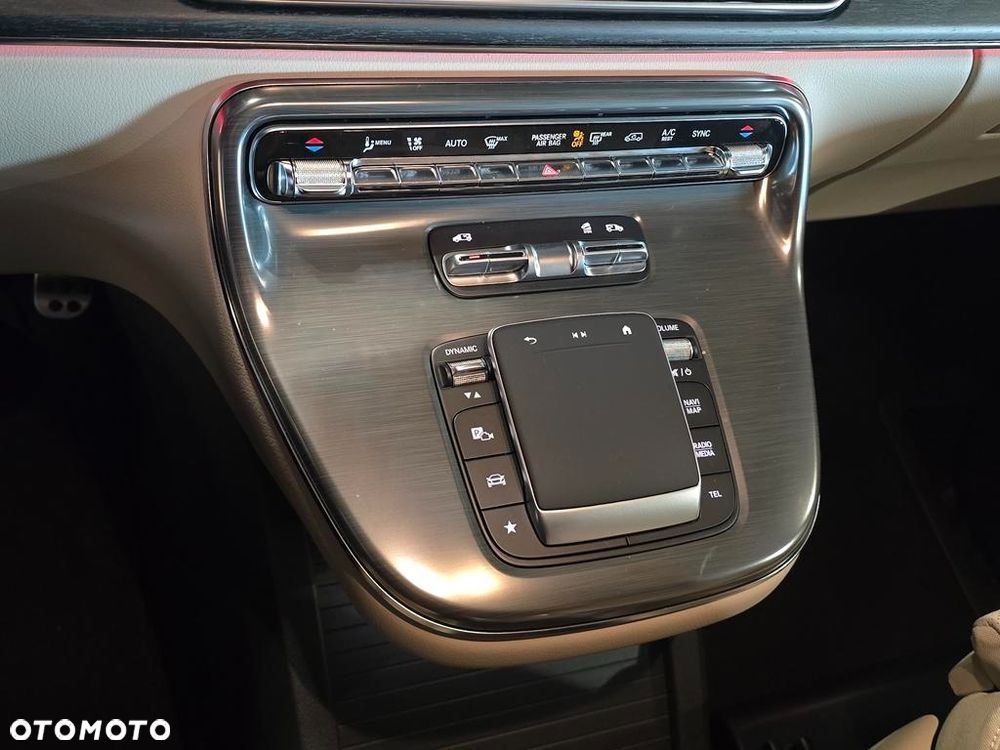 Mercedes-Benz Klasa V 300 d 4-Matic 9G-Tronic Exclusive (ekstra d³) - 17