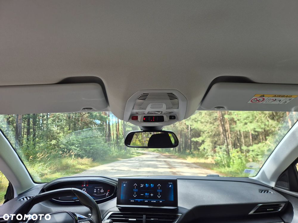 Peugeot 3008 BlueHDi 130 Stop & Start EAT8 Allure Business-Paket - 24