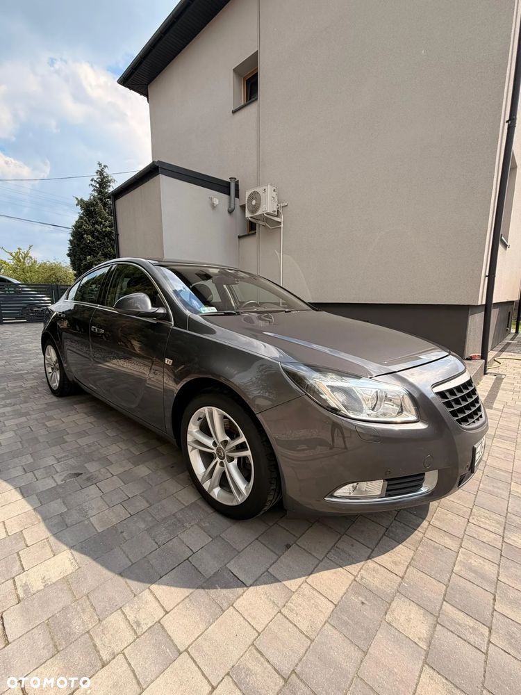 Opel Insignia 2.0 T Cosmo 4x4 - 2