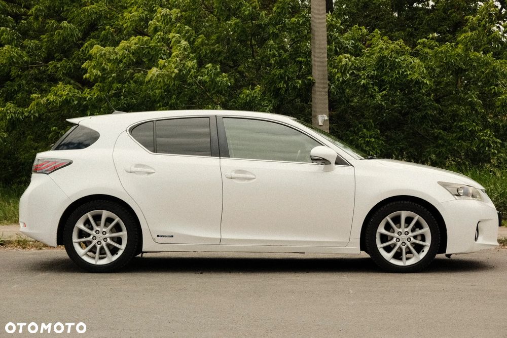 Lexus CT 200h Classic - 8