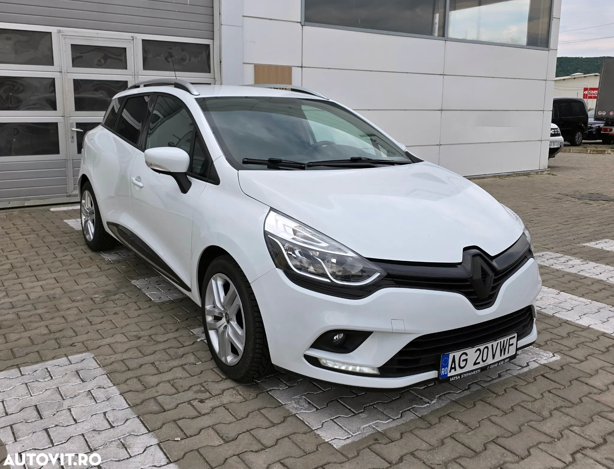 Renault Clio Estate Energy TCe Zen - 10