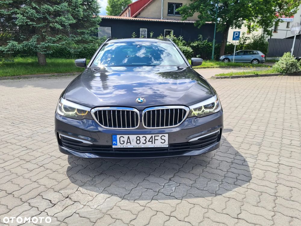 BMW Seria 5 520d - 6