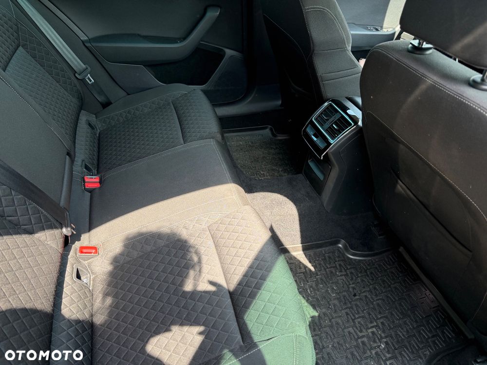 Skoda Superb 1.8 TSI Style DSG - 24