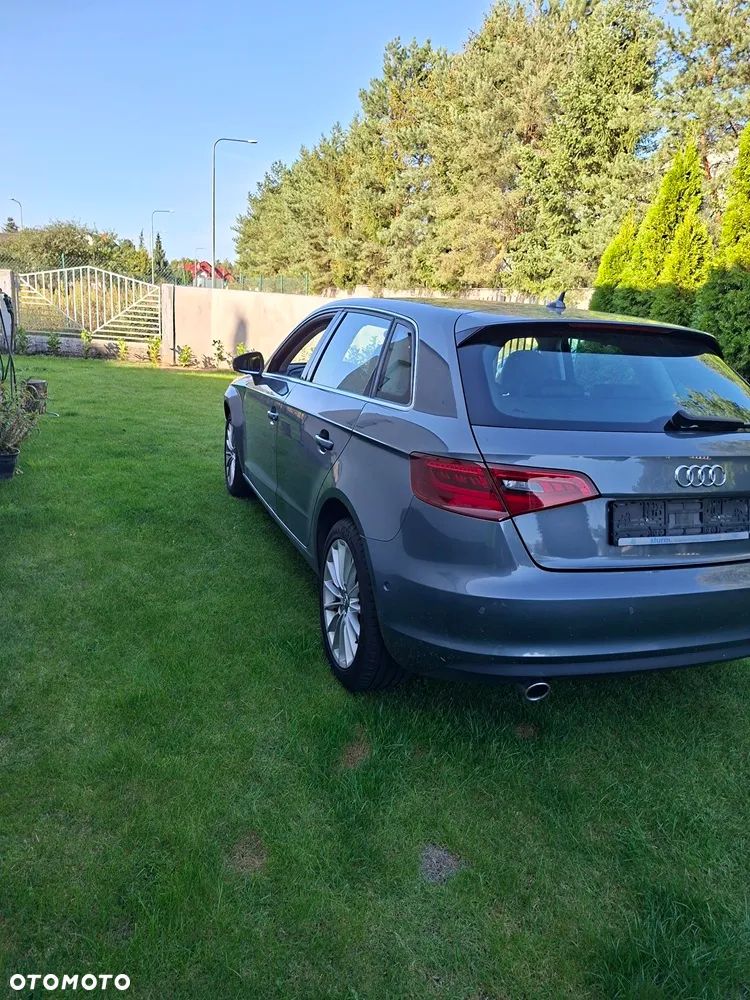 Audi A3 Sportback 1.6 TDI design - 3