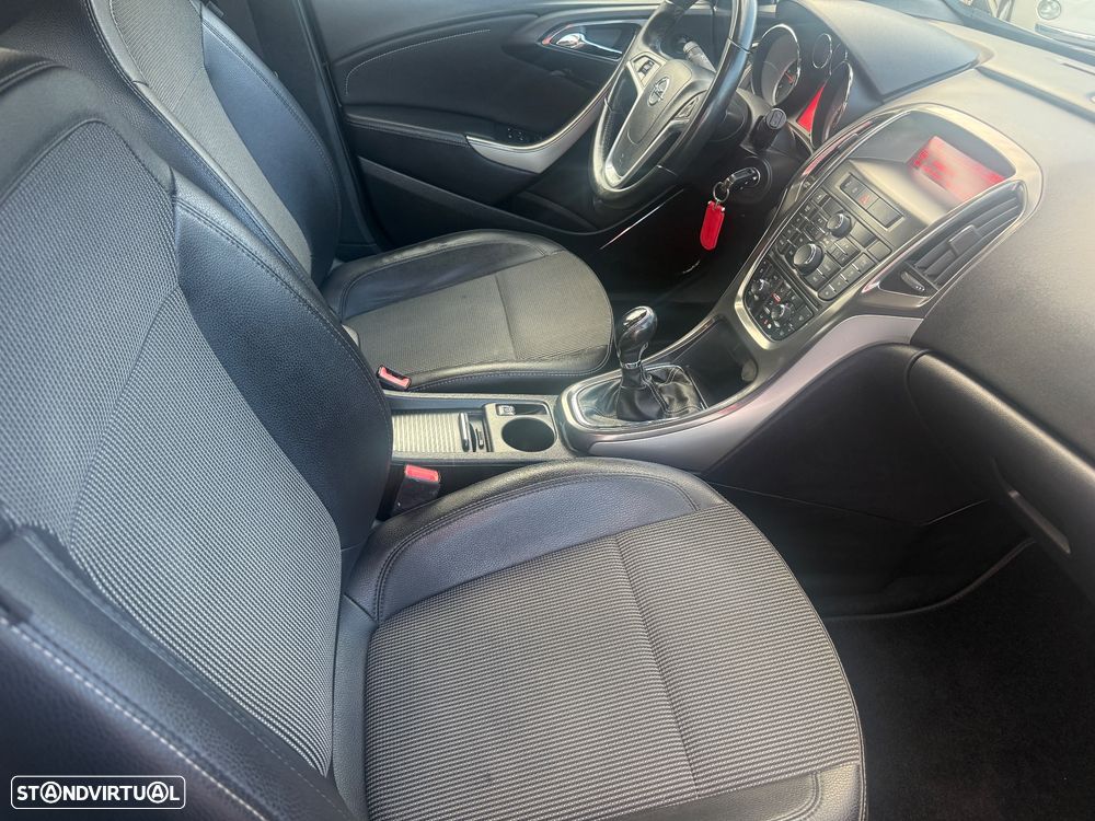 Opel Astra Sports Tourer 1.7 CDTi Cosmo - 18