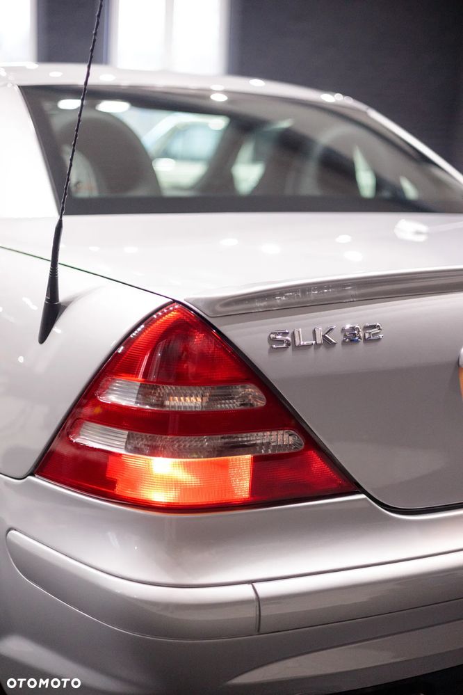 Mercedes-Benz SLK - 16