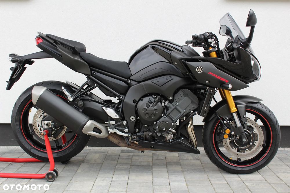 Yamaha FZ8 - 6